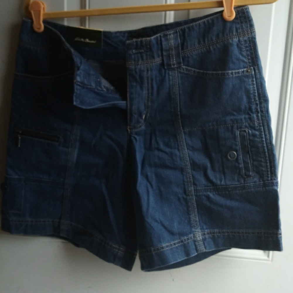 NWT. Eddie Bauer Jeans Shorts petite sz8